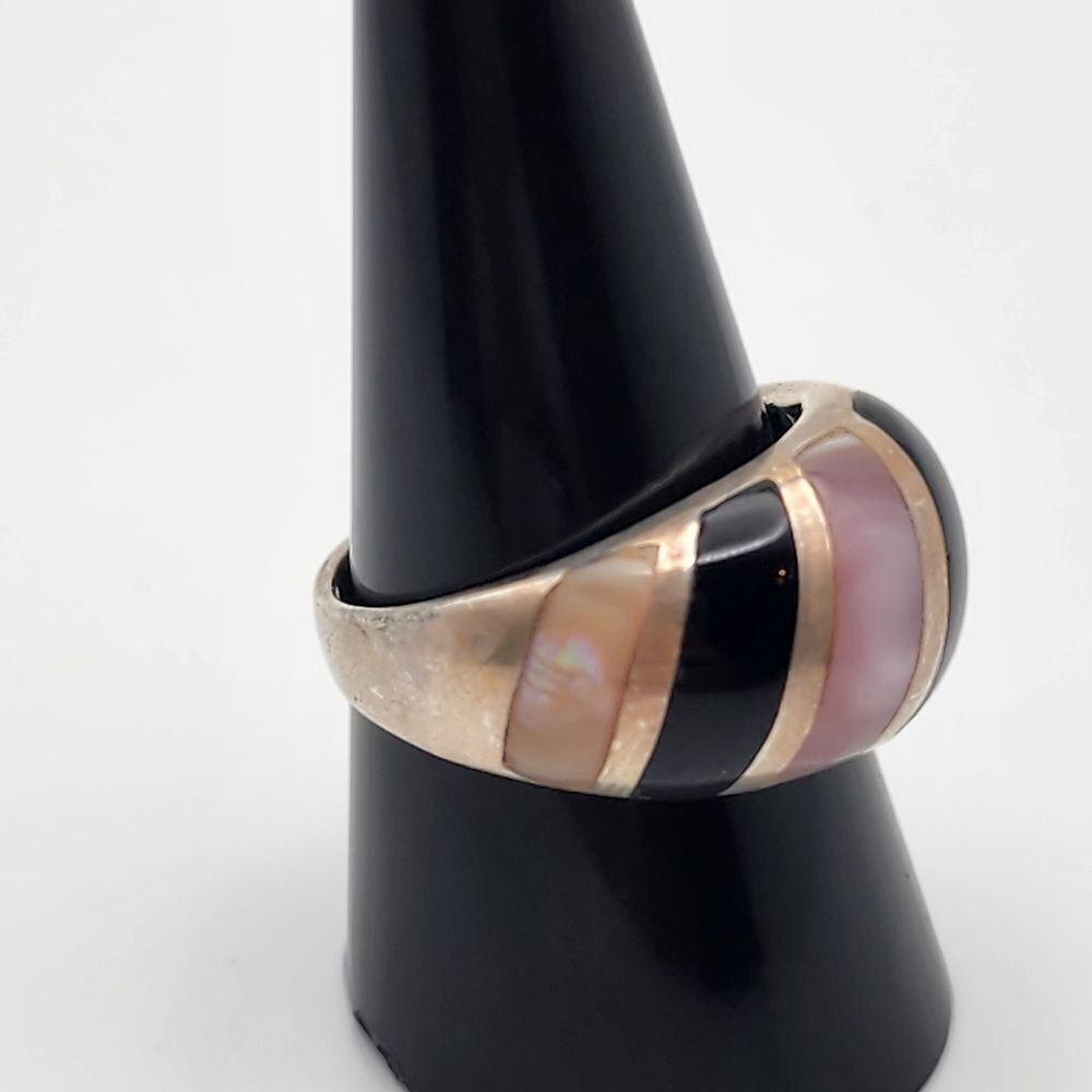 Ken Craft Sterling Silver Mother of Pearl & Onyx Inlay Ring (10) - Picture 3 of 8